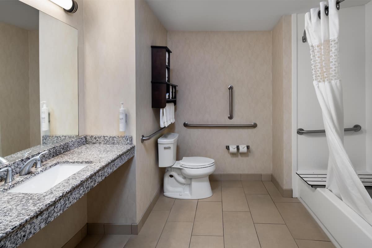 Shower, free toiletries, hair dryer, towels