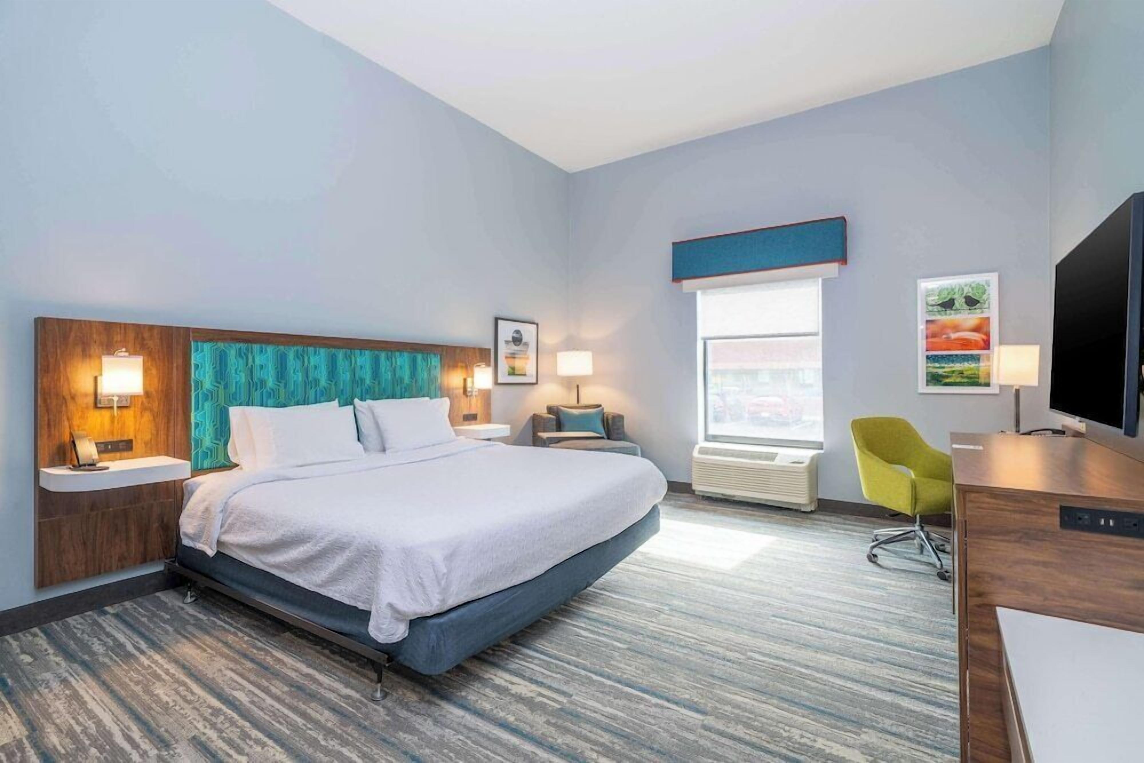 In-room safe, iron/ironing board, free WiFi, bed sheets