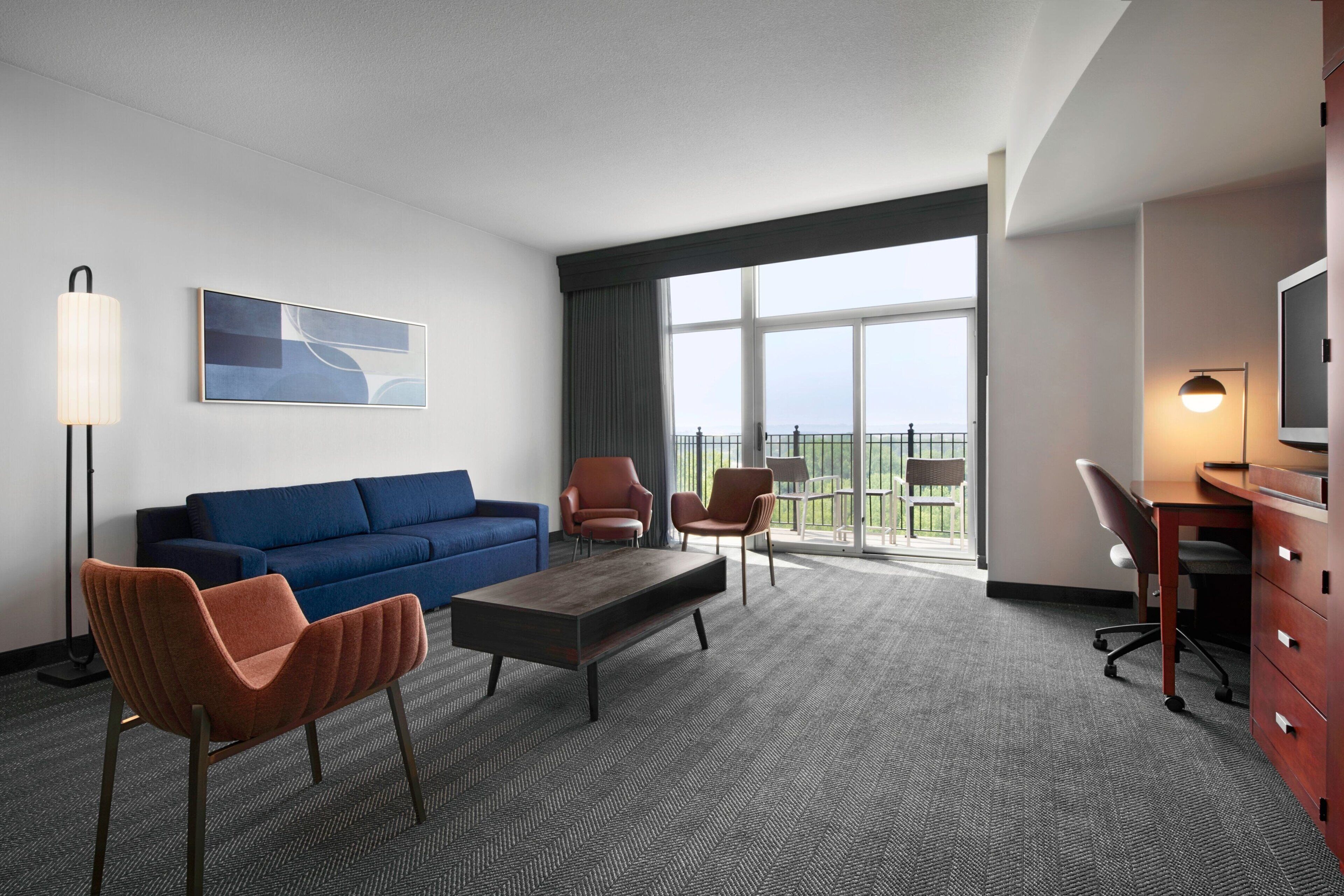 37-inch tv with cable channels, ipod dock