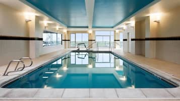 Indoor pool, pool loungers