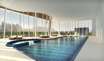 Indoor pool, sun loungers