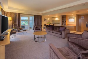 Suíte presidencial, 1 cama King e sofá-cama | 1 quarto, roupas de cama premium, cofres nos quartos, escrivaninha