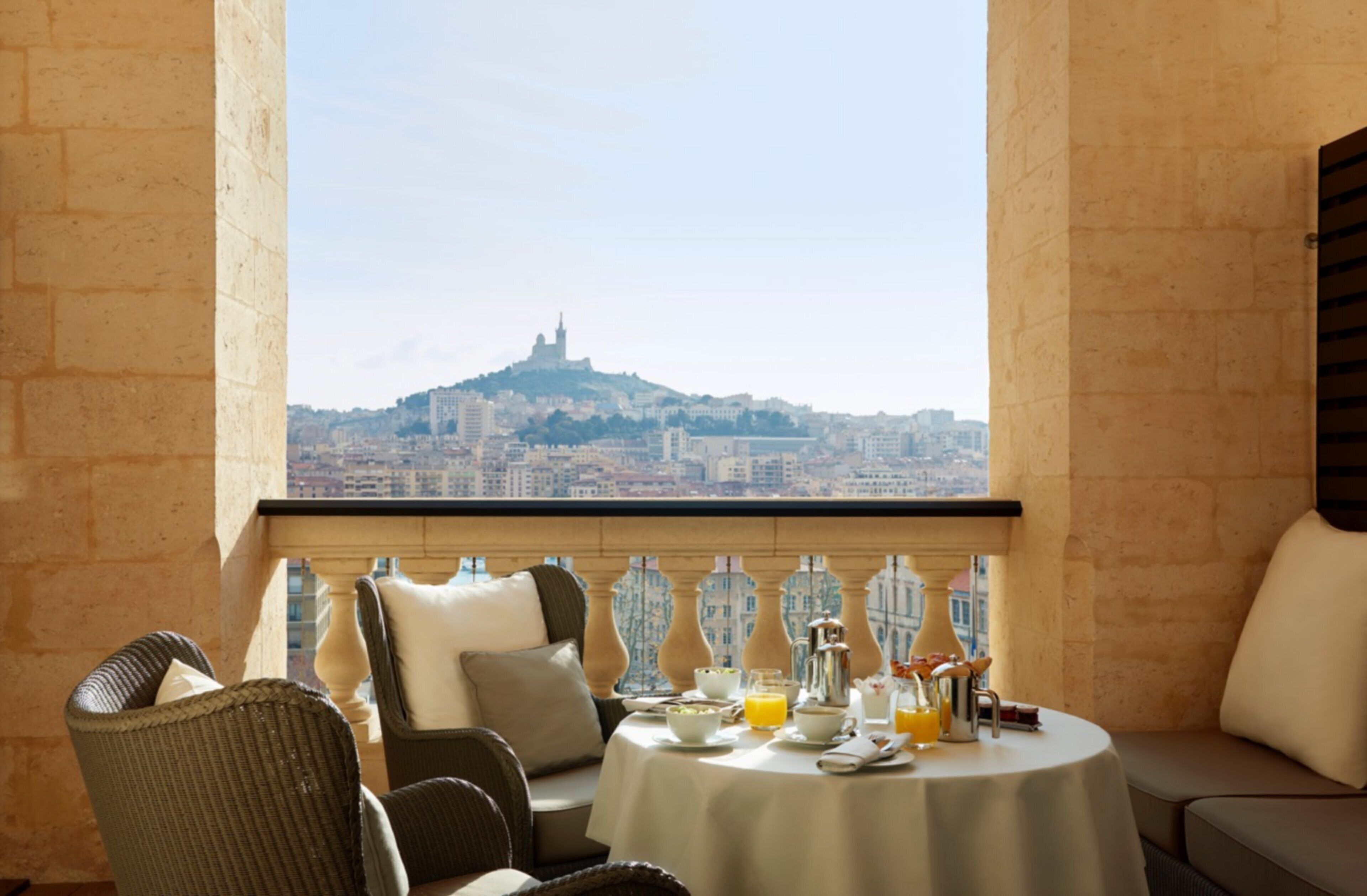 Premium bedding, down comforters, pillowtop beds, minibar