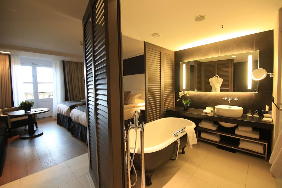 classic room, 2 single beds, terrace, harbour view | premium bedding, down duvets, pillow-top beds, minibar