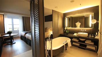 Classic Room, 2 Twin Beds, Terrace, Harbor View | Premium bedding, down comforters, pillowtop beds, minibar