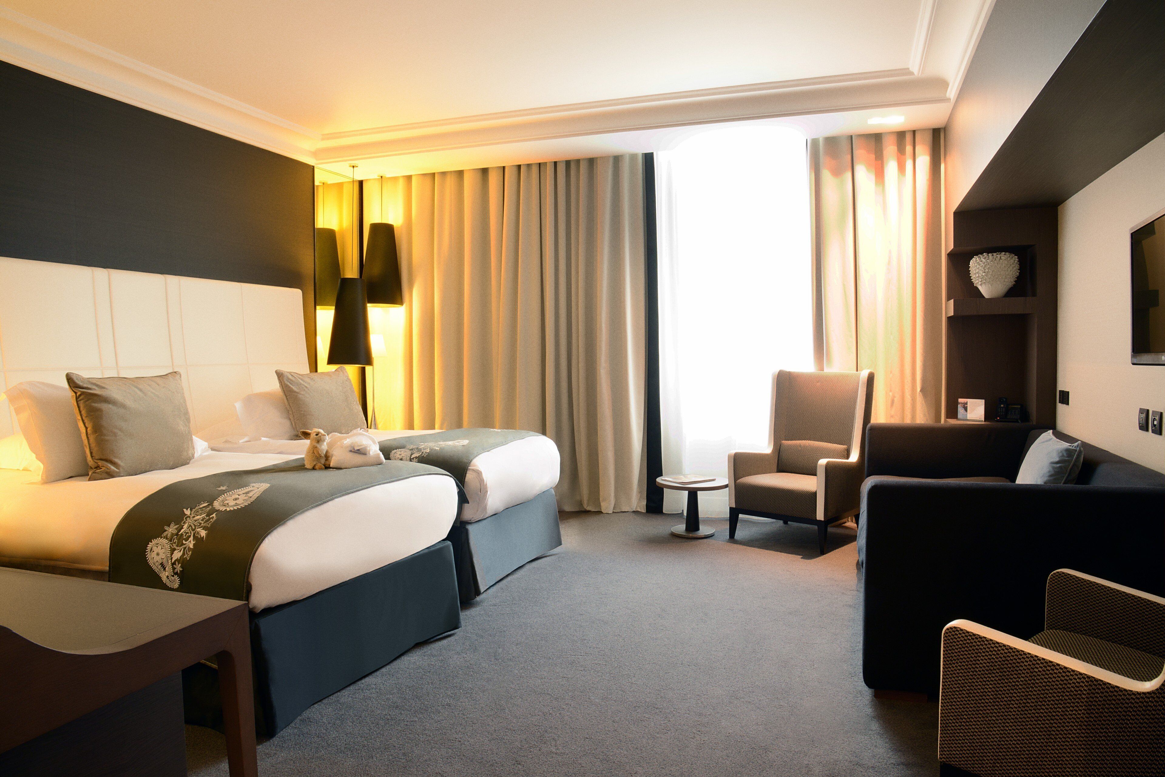 Premium Room, 2 Twin Beds | Premium bedding, down comforters, pillowtop beds, minibar