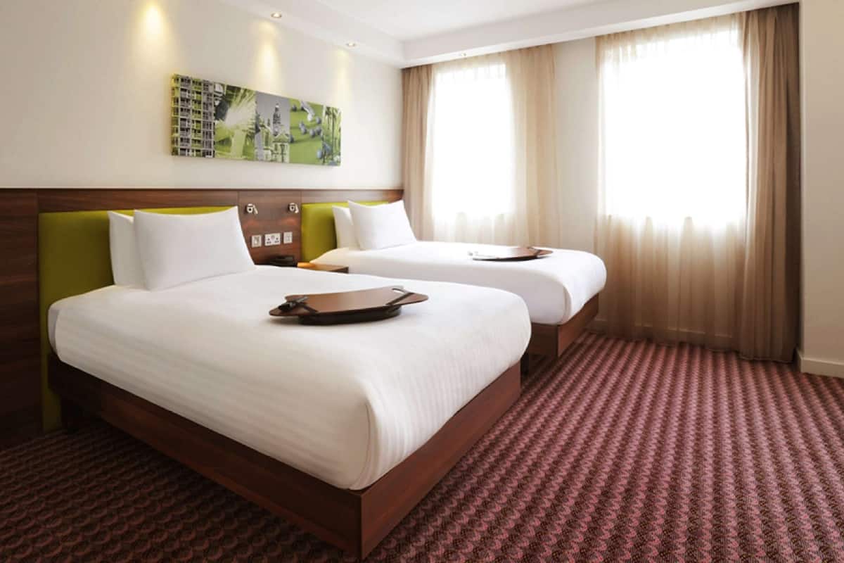 Literie hypoallergénique, coffre-fort pour ordinateur portable