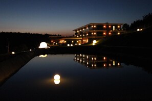 Indoor pool, outdoor pool, sun loungers - Odyssey ClubHotel Wellness & SPA (Maslów)