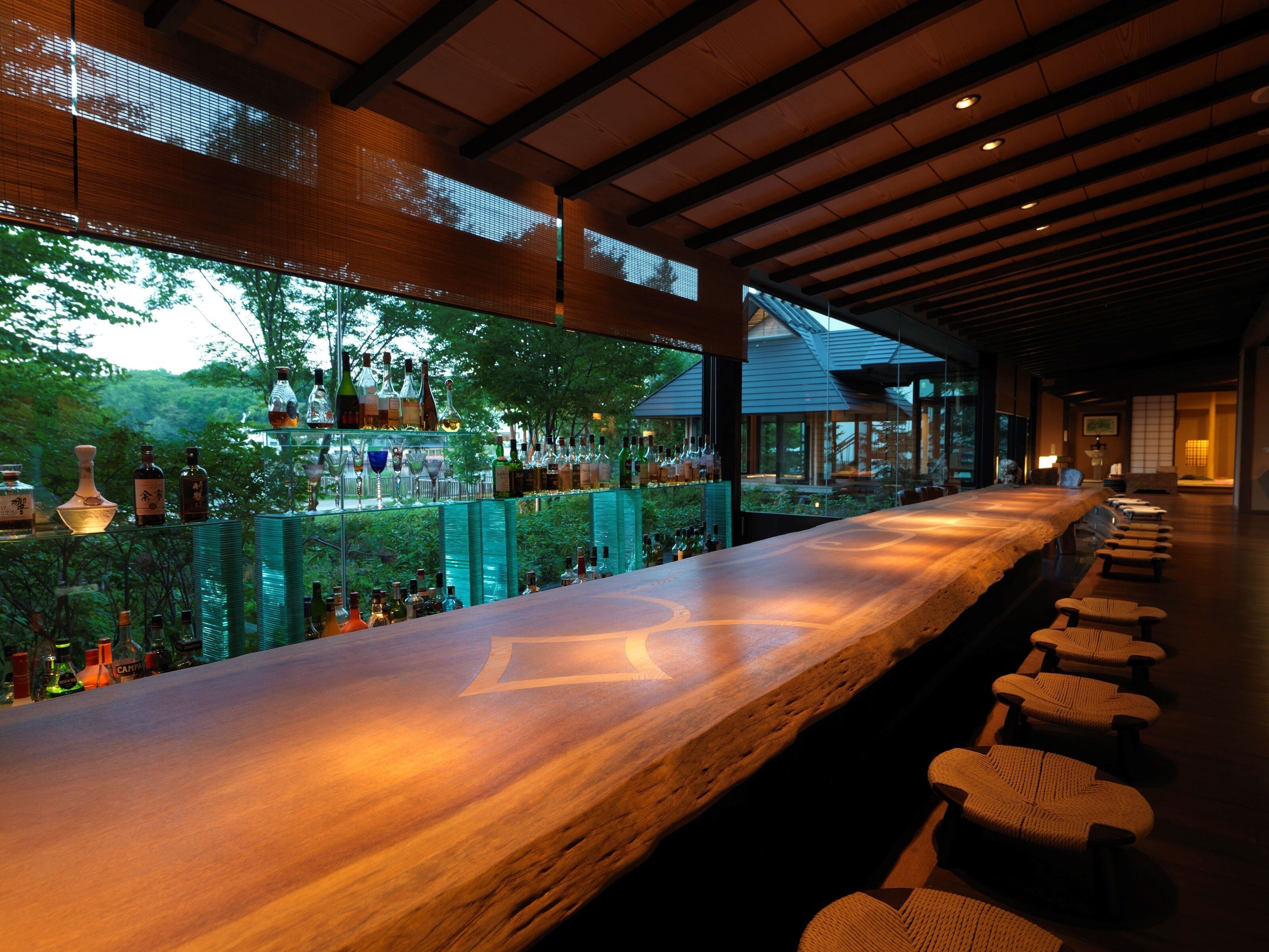 Bar (di hartanah)