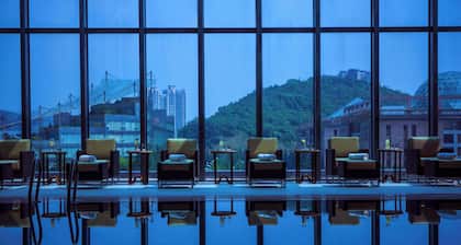 Renaissance Guiyang Hotel