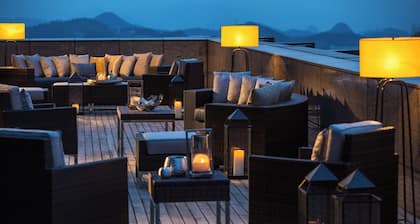 Renaissance Guiyang Hotel