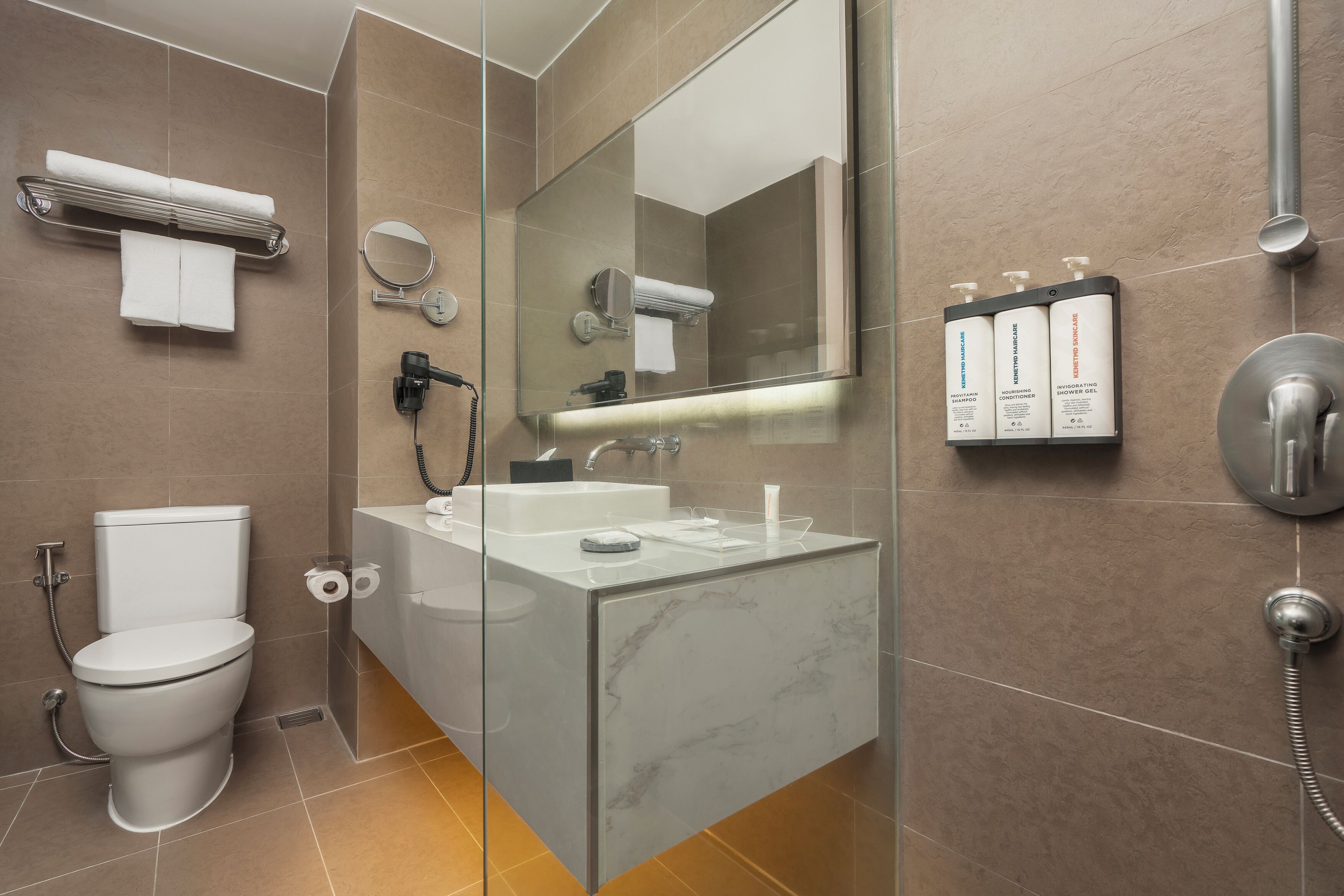 Photo - Hyatt Place Bangkok Sukhumvit 1