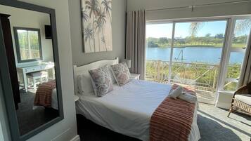 Suite (Queen) | Biancheria da letto di alta qualità, una cassaforte in camera