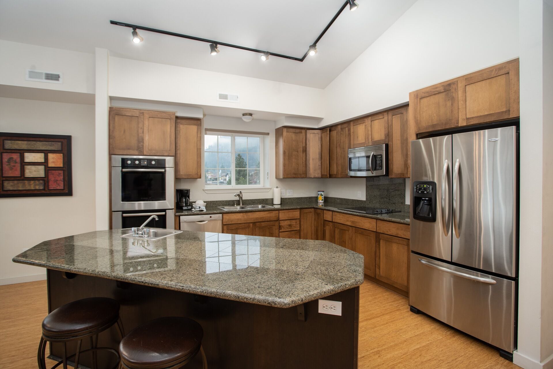 Wunderbar Downtown Penthouse 3A - 2 Bedroom and 2 Bathroom - Breakfast Not Included | Private kitchen | Mini-fridge, microwave, coffee/tea maker, paper towels