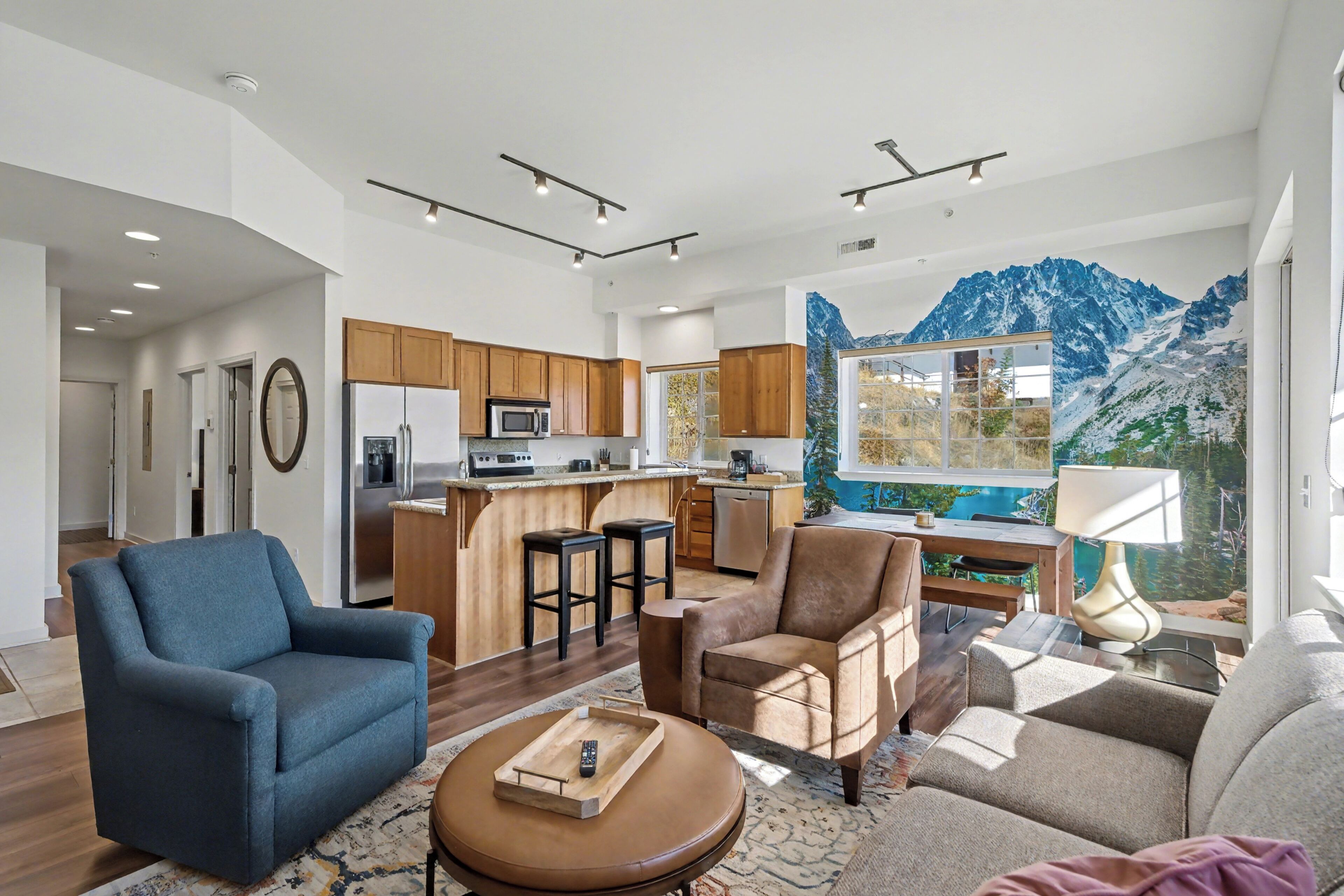 Wunderbar Condo Floors 1 & 2 - 2BR/2BA - Downtown - Meals Not Included | Living area | 50-inch flat-screen TV with digital channels, TV