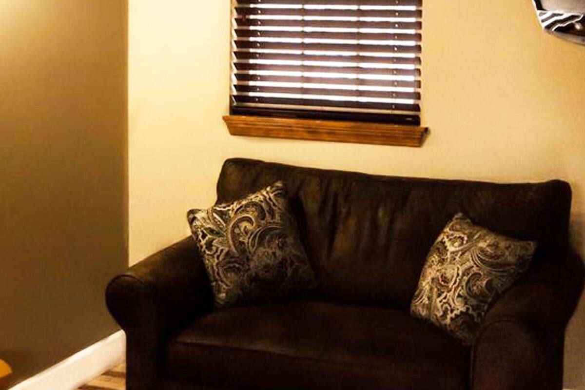 blackout curtains, iron/ironing board, rollaway beds, bed sheets