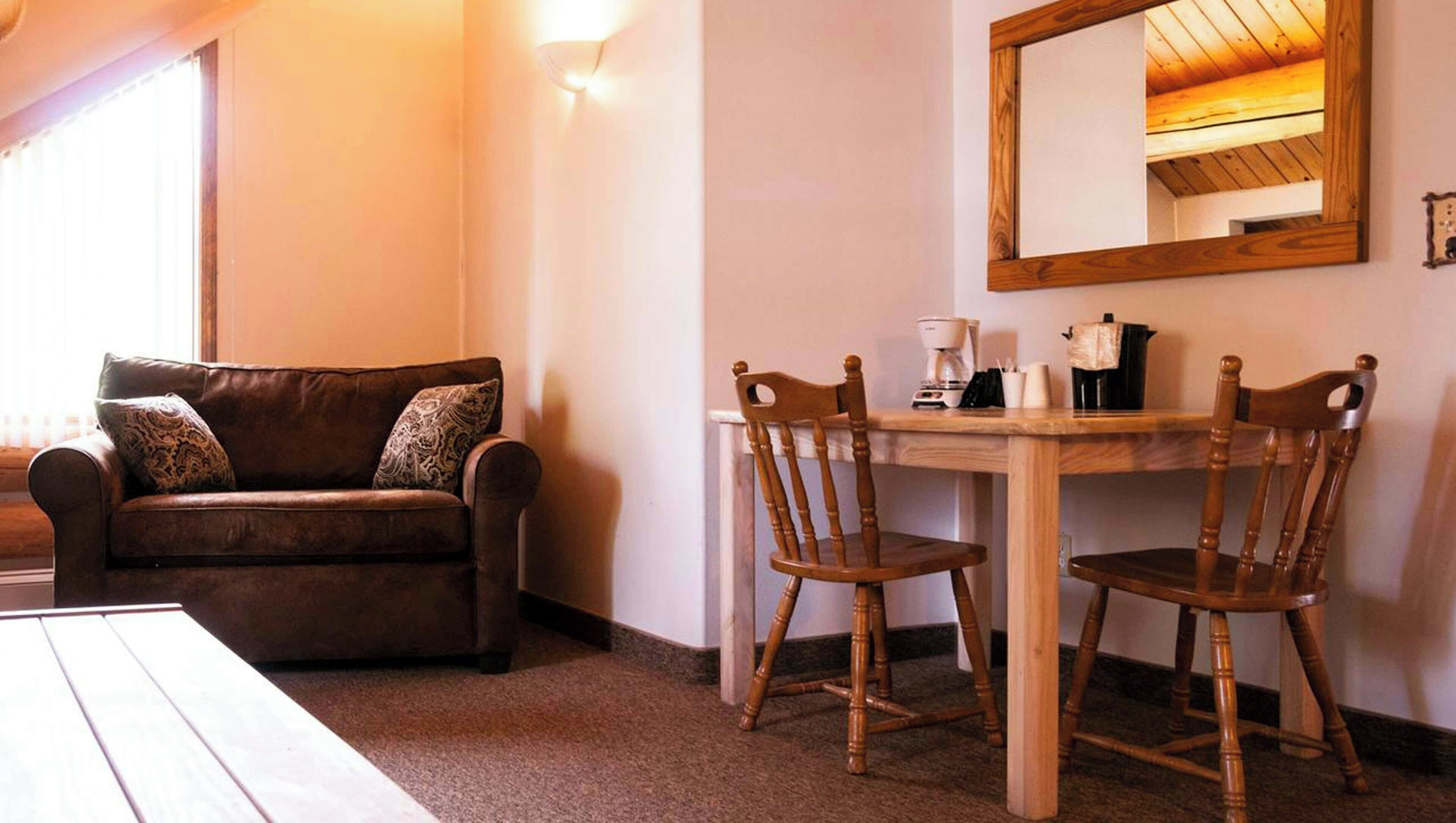 Deluxe Room, 1 Queen Bed with Sofa bed, Non Smoking, Refrigerator & Microwave (Non Pet Friendly)