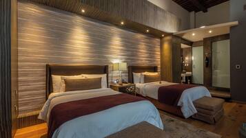 Deluxe Suite Lucia | Sábanas de algodón egipcio, ropa de cama de alta calidad y edredón