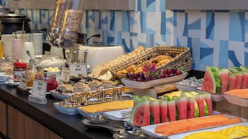 Colazione a buffet a pagamento, servita tutte le mattine