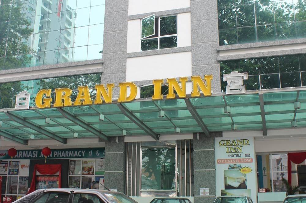 Grand Inn