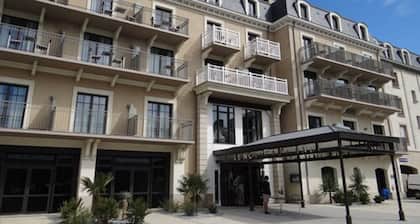 Hôtel Le Nouveau Monde