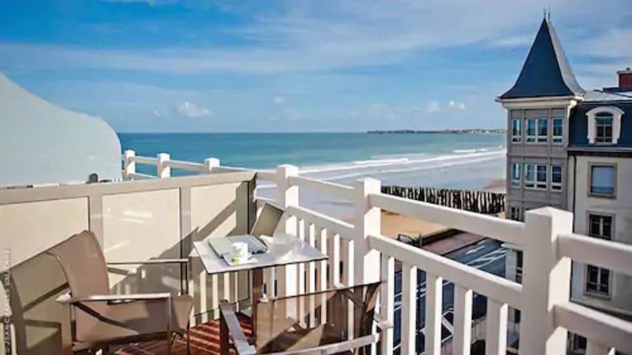 Hôtel Le Nouveau Monde