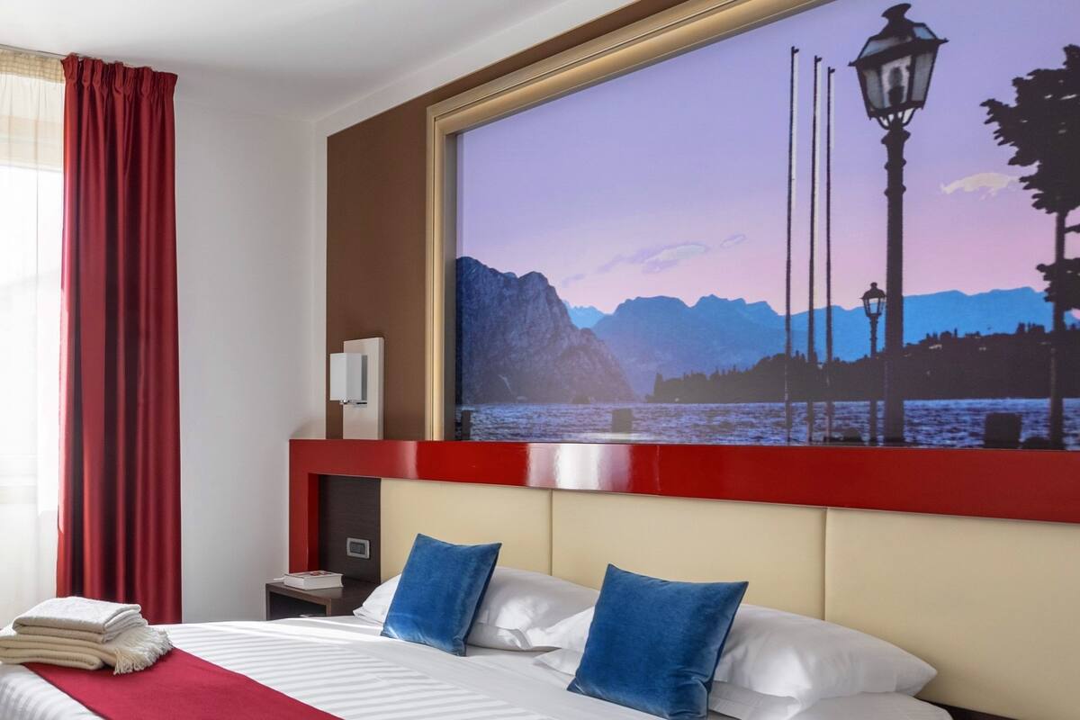 Double or Twin Room | Premium bedding, minibar, in-room safe, desk