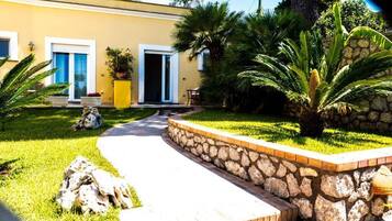 Comfort Double Room, Partial Sea View | Terrace/patio
