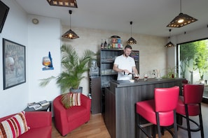 Bar (en la propiedad)