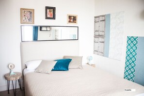 Superior Triple Room, Ocean View | Iron/ironing board, free cots/infant beds, rollaway beds, free WiFi - L’Hôtel restaurant LE GEDEON (Mauguio)