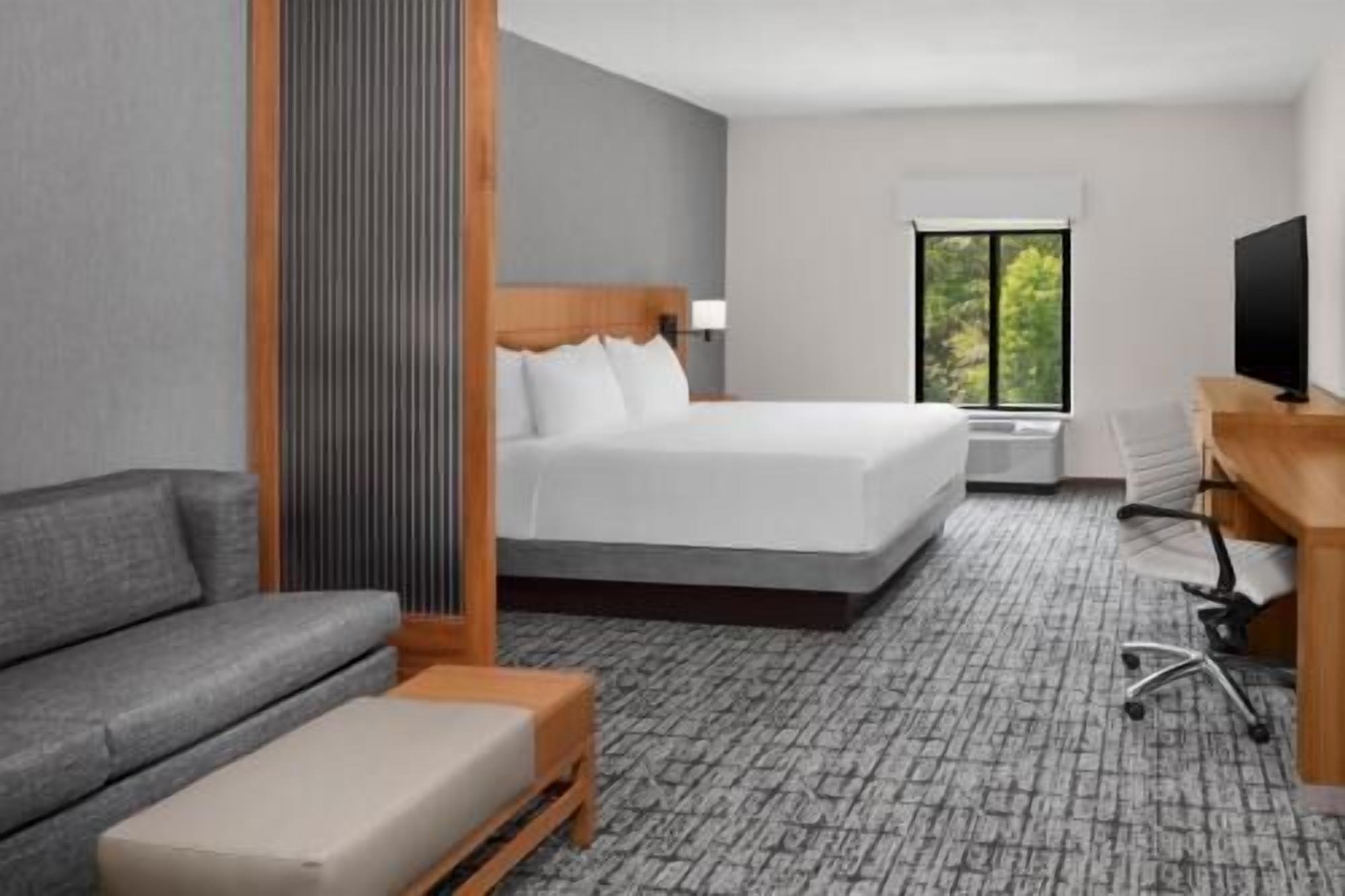 Pillow-top beds, desk, laptop workspace, iron/ironing board