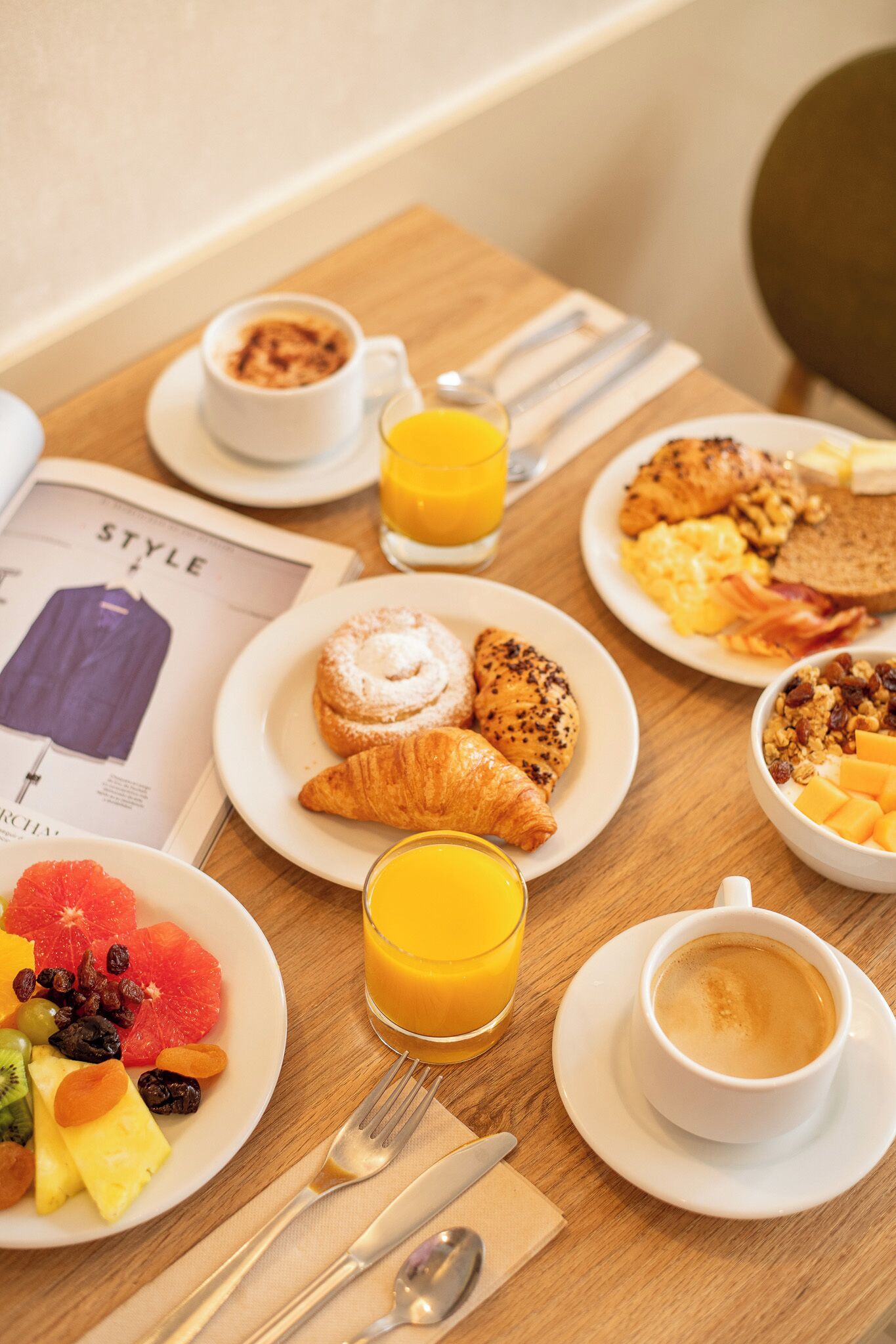 daily buffet breakfast (eur 14 per person)