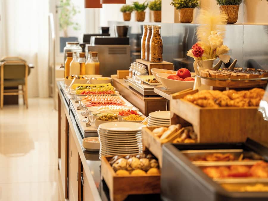 Daily buffet breakfast (EUR 15 per person)