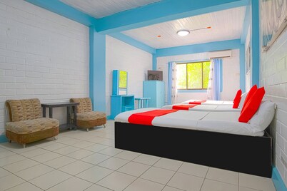 La Maria Pension And Tourist Inn Hotel