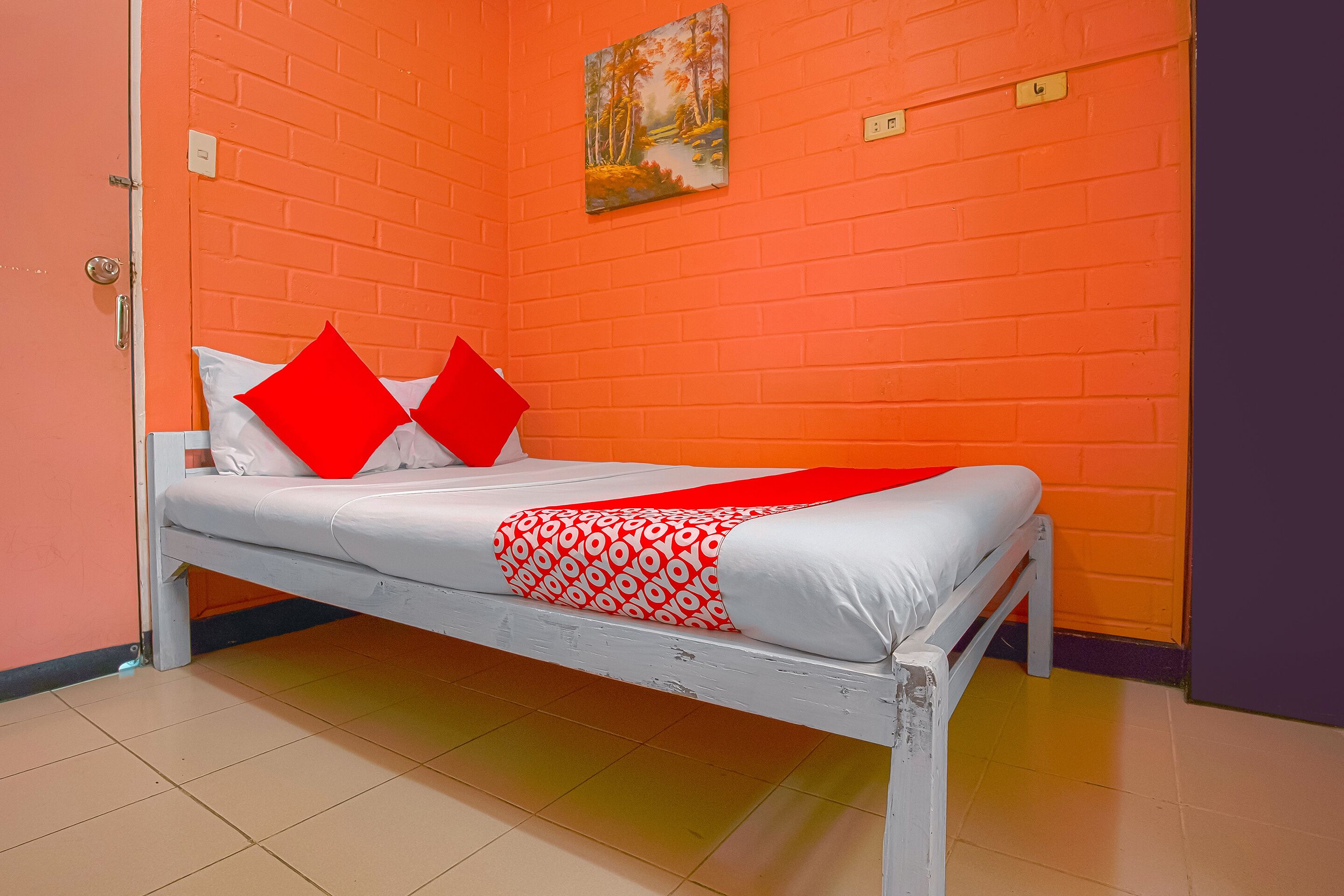 Photo - RedDoorz at La Maria Pension And Tourist Inn