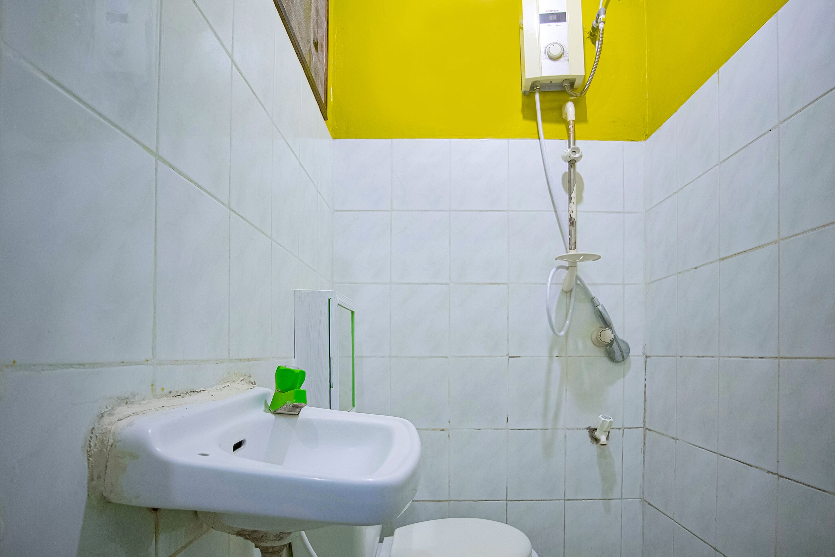 Photo - RedDoorz at La Maria Pension And Tourist Inn