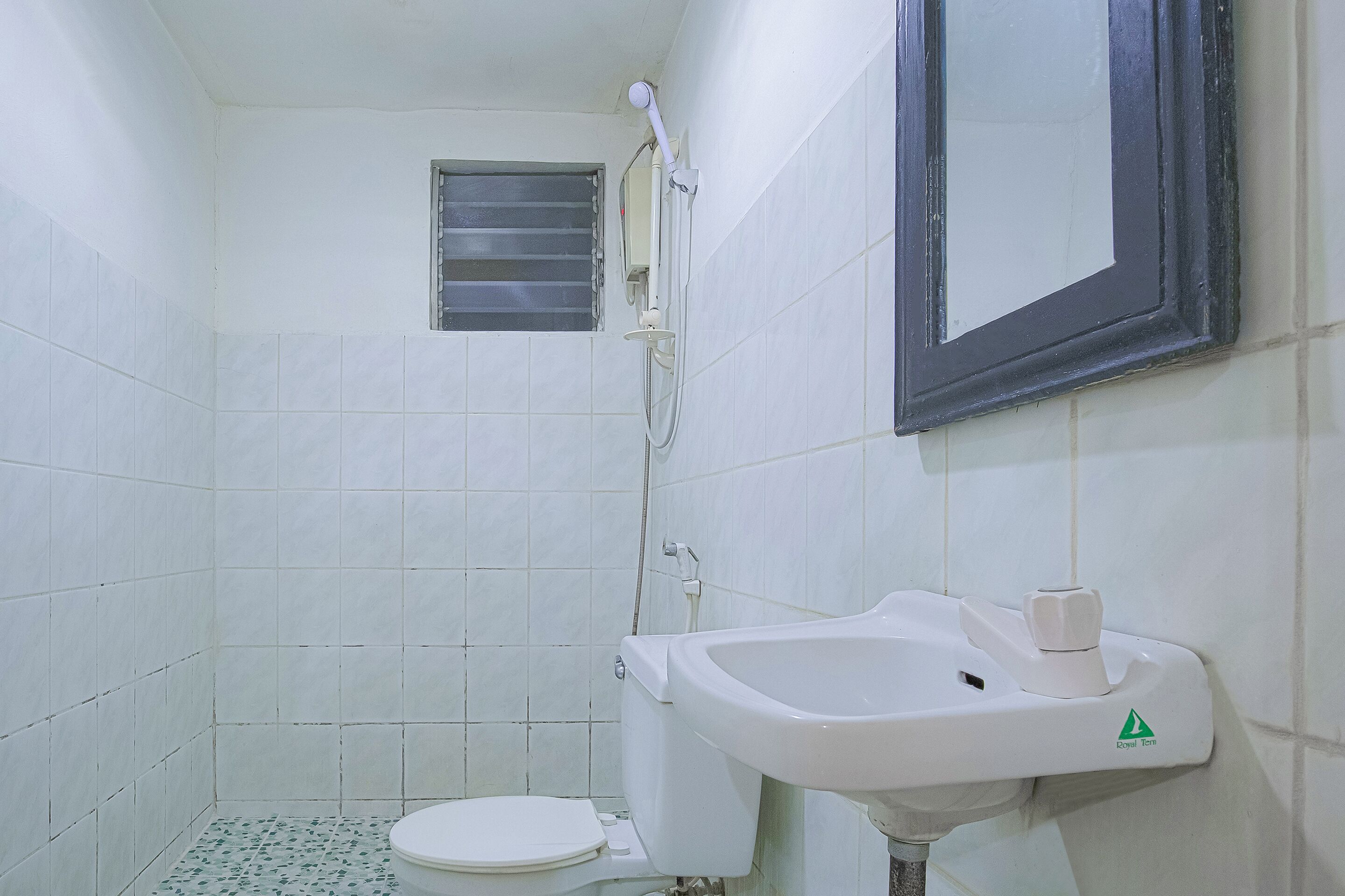 Photo - RedDoorz at La Maria Pension And Tourist Inn