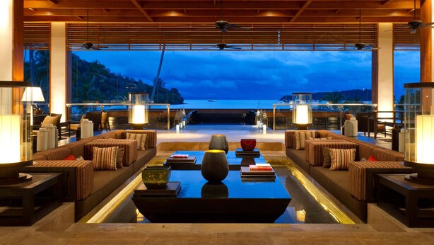 Lobby-Lounge