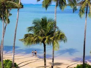Private beach, sun loungers, beach umbrellas, beach towels - Phuket Panwa Beachfront Resort (Wichit)