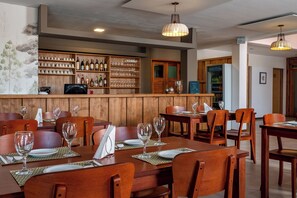 Breakfast, lunch, dinner served; Argentinean cuisine, pool views 