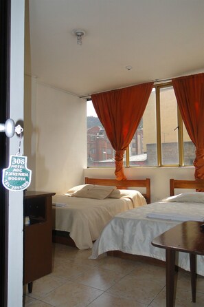 Rollaway beds - Hotel 47 (Bogotá)