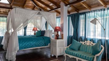 Family Cottage | Free WiFi