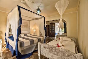 迷你吧、房內夾萬、床單