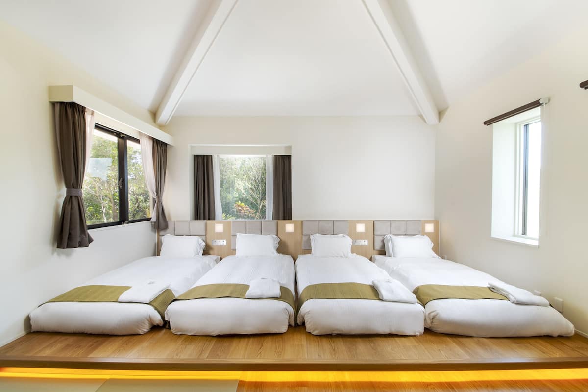 suite cottage jinwa 3-bedroom 201m2 no smoking (with private pool) | 3 bedrooms, in-room safe, free wifi, bed sheets