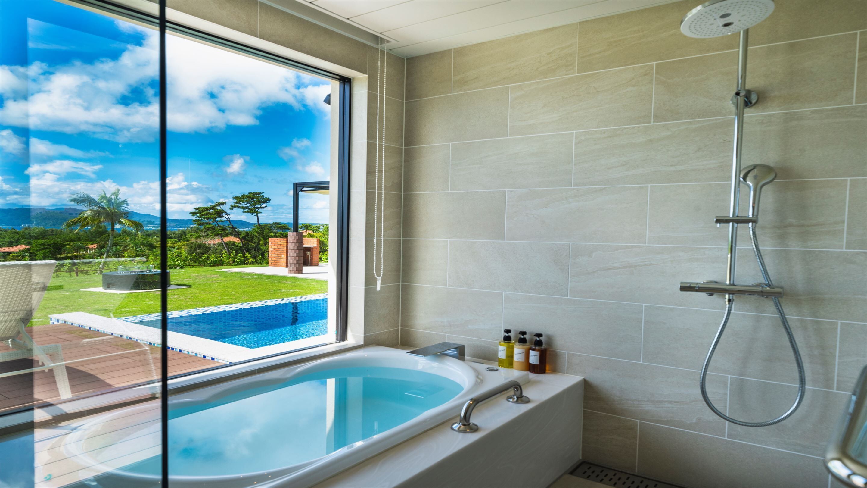 Chaumière Prestige | Salle de bain | Articles de toilette (gratuits), séchoir à cheveux, pantoufles