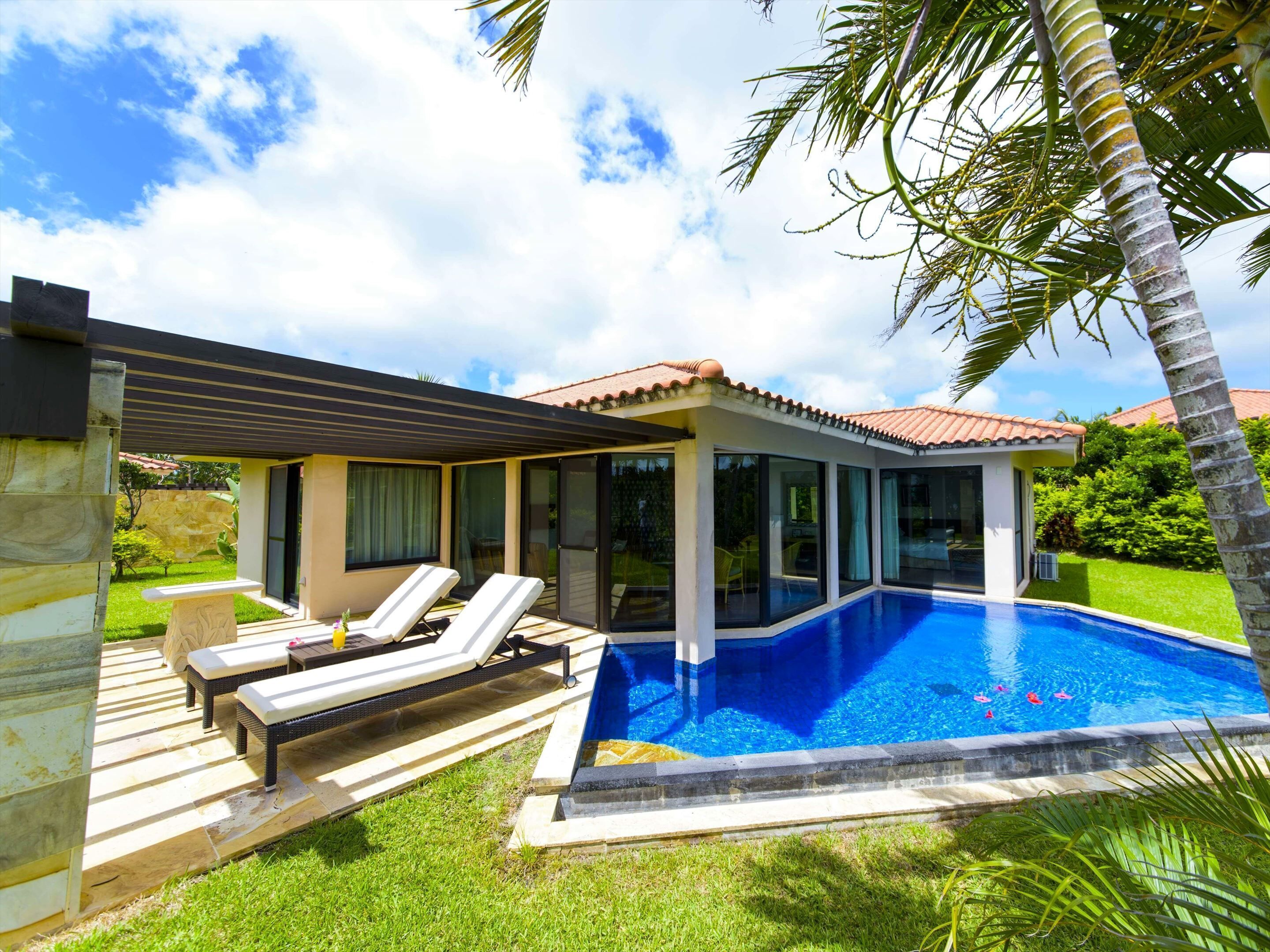 deluxe cottage2-bedroom 116m2 no smoking (with private pool) | 3 bedrooms, in-room safe, free wifi, bed sheets