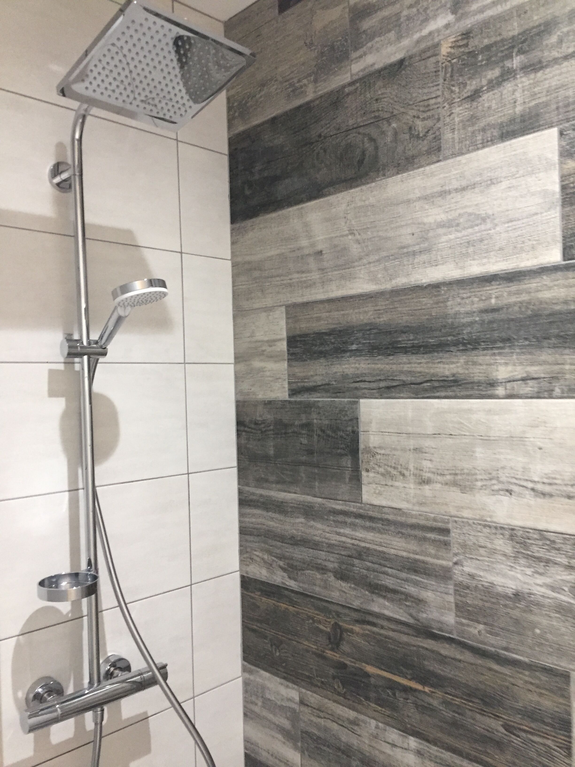 chambre family premium air conditioning | bathroom | shower, free toiletries, hair dryer, towels