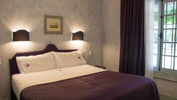 Apartment | Premium bedding, Select Comfort beds, in-room safe