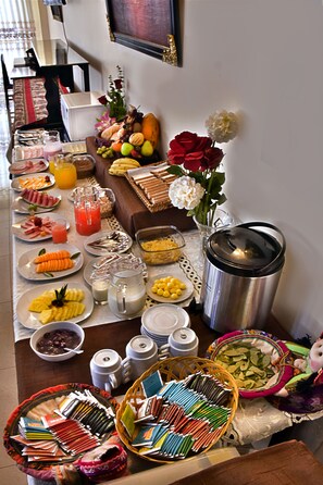 Free daily buffet breakfast