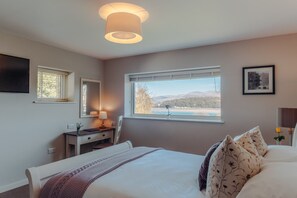 Lodge Sea View Double | Premium bedding, in-room safe, individually decorated - Château Rhianfa (Menai Bridge)